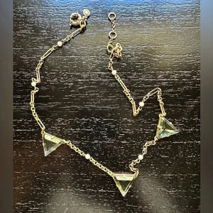 J Crew Tri  Stone Necklace color Green stone
